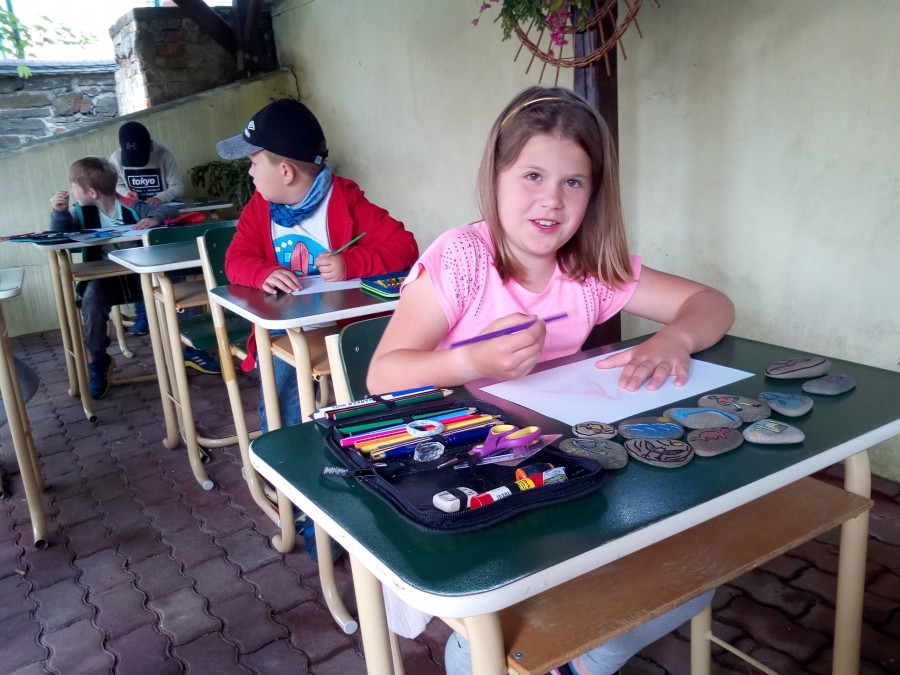 1. a 2. třída - Učíme se venku :)